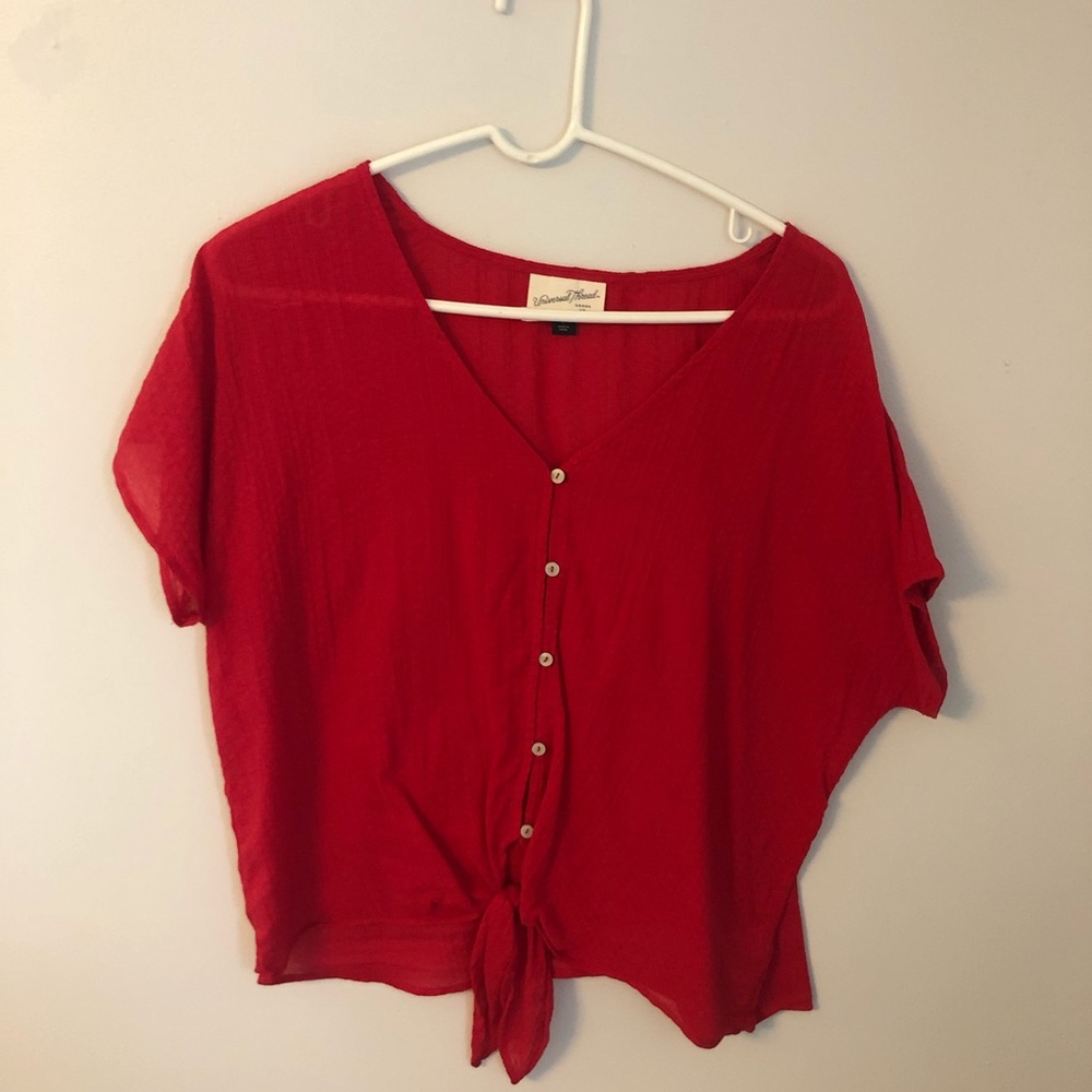 Universal Thread tie front button down top